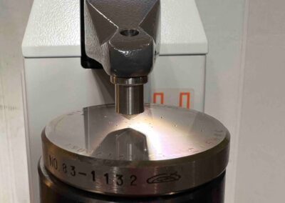 #303 NEW Mitutoyo HR-523L (2022) Automatic Rockwell Twin Tester 5 Used Metallography Equipment Metallography Canada Materials Testing Used Equipment