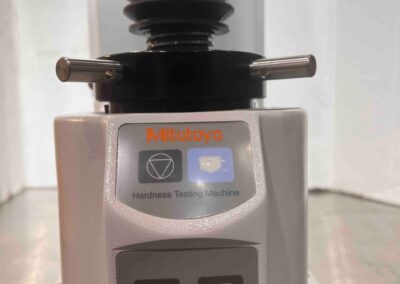 #303 NEW Mitutoyo HR-523L (2022) Automatic Rockwell Twin Tester 7 Used Metallography Equipment Metallography Canada Materials Testing Used Equipment